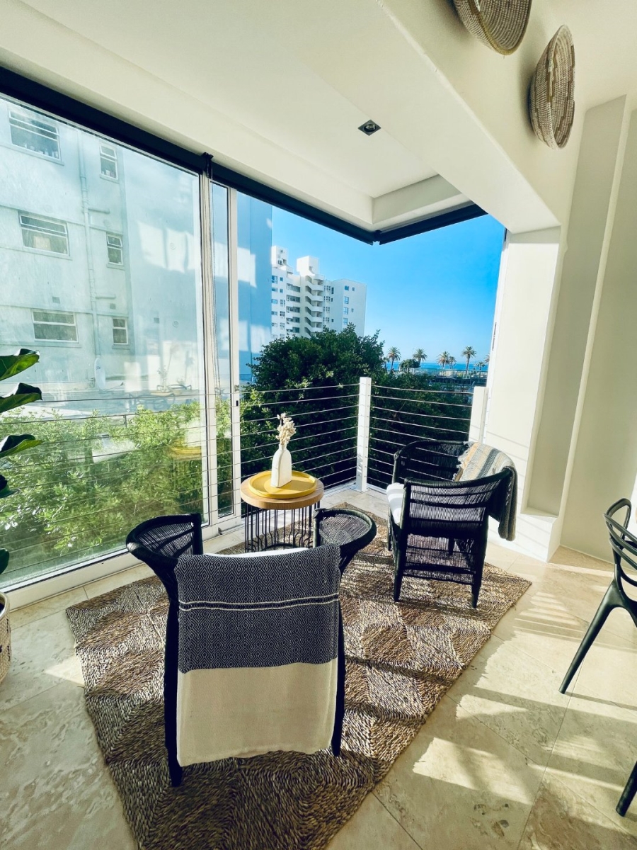 To Let 3 Bedroom Property for Rent in Sea Point Western Cape